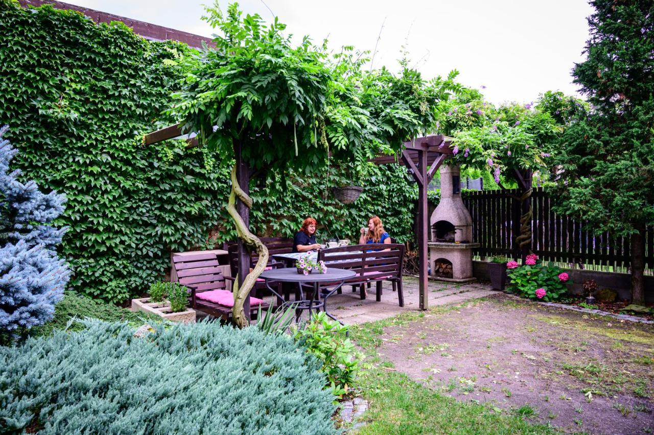 Vila Lumir Poděbrady Exterior foto